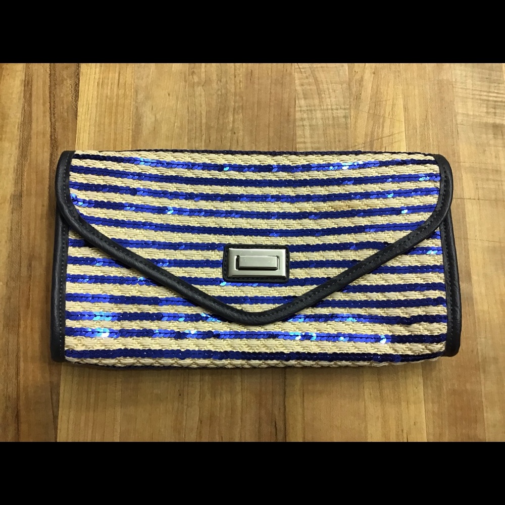 Sparkly purse